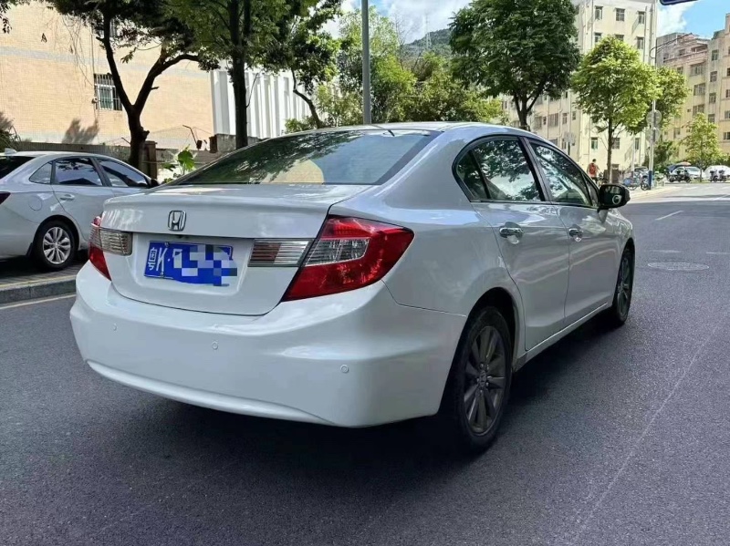 深圳12年本田思域8