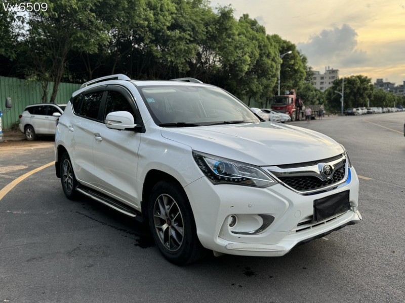 东莞16年比亚迪宋2