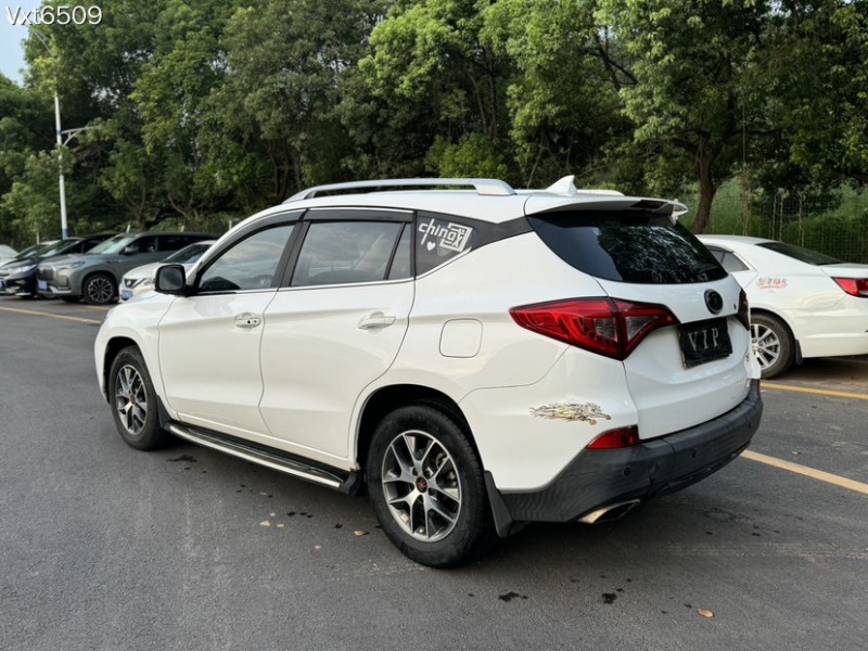 东莞16年比亚迪宋7