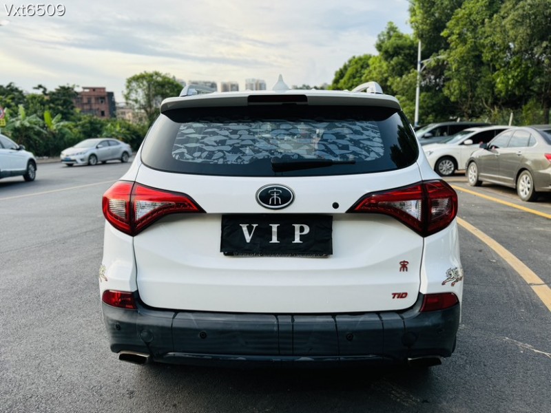 东莞16年比亚迪宋8