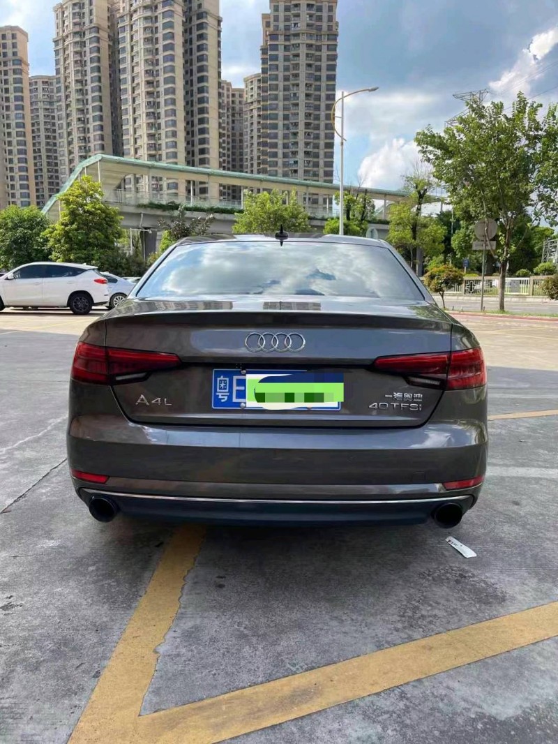 佛山18年奥迪A4L9
