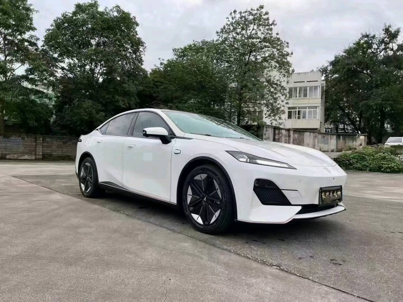 防城港23年長安汽車深藍4