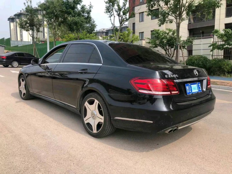 东营13年奔驰E5