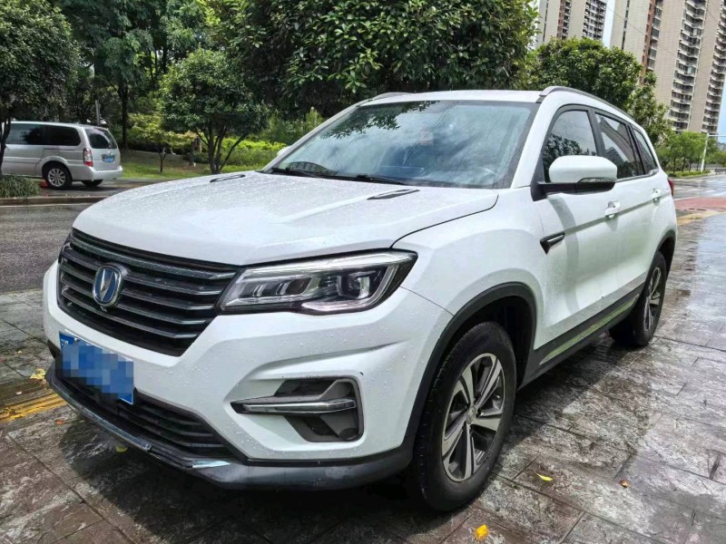 武汉19年长安汽车CS752