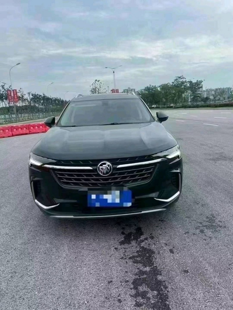 岳阳22年别克昂科威1