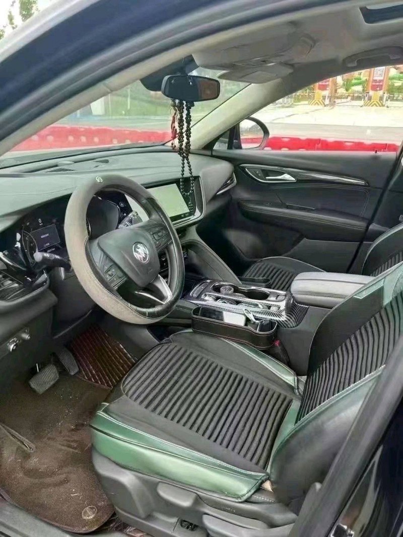 岳阳22年别克昂科威2