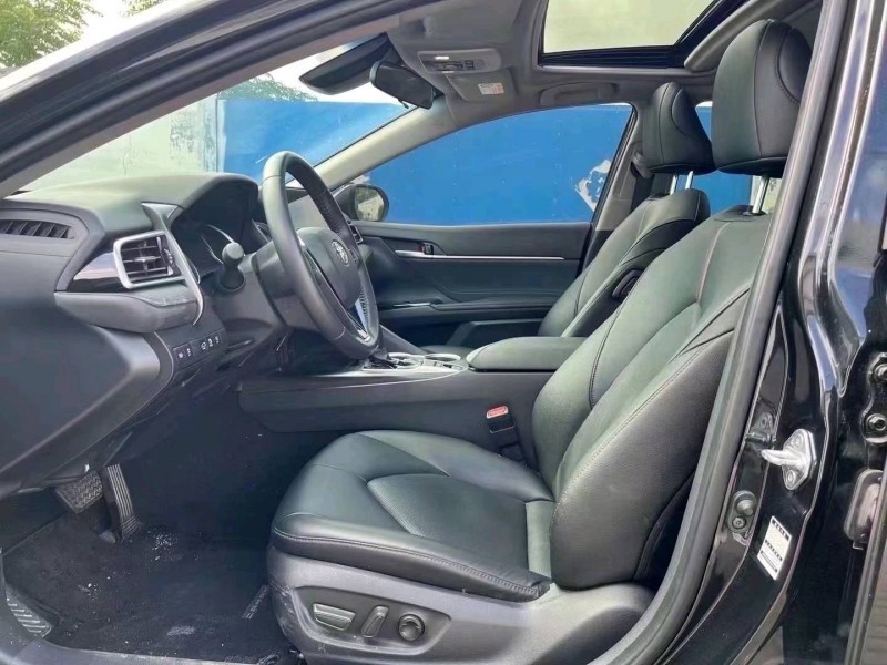 潍坊23年丰田凯美瑞6