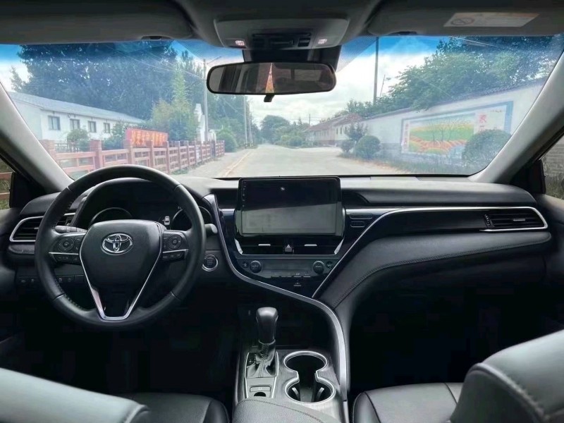 潍坊23年丰田凯美瑞8