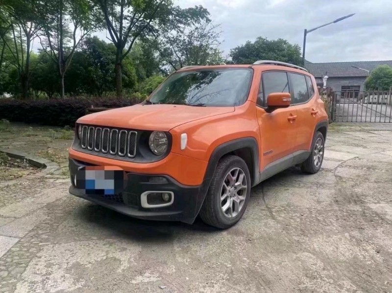 湖州17年Jeep自由俠8