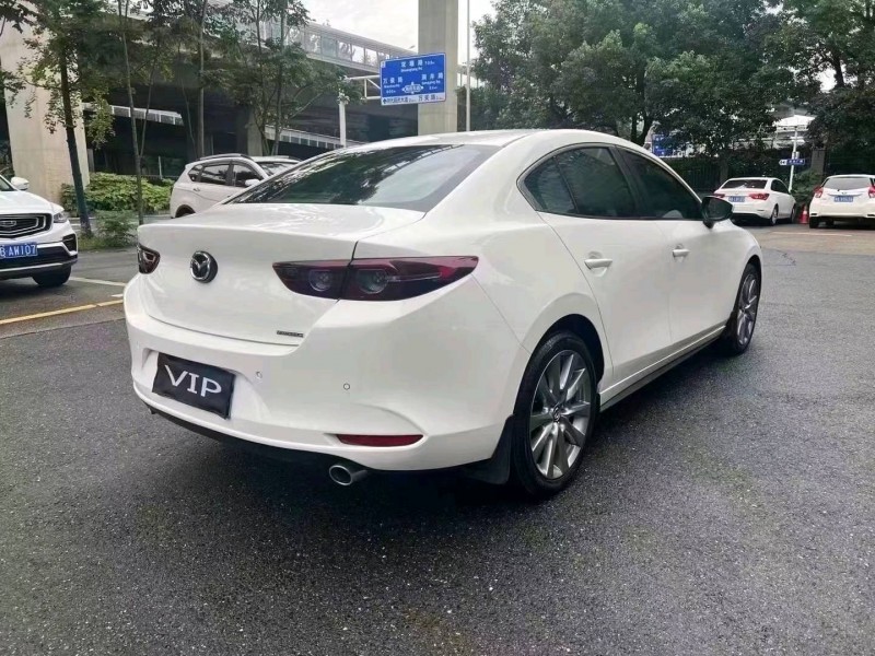 岳阳23年马自达昂克赛拉4