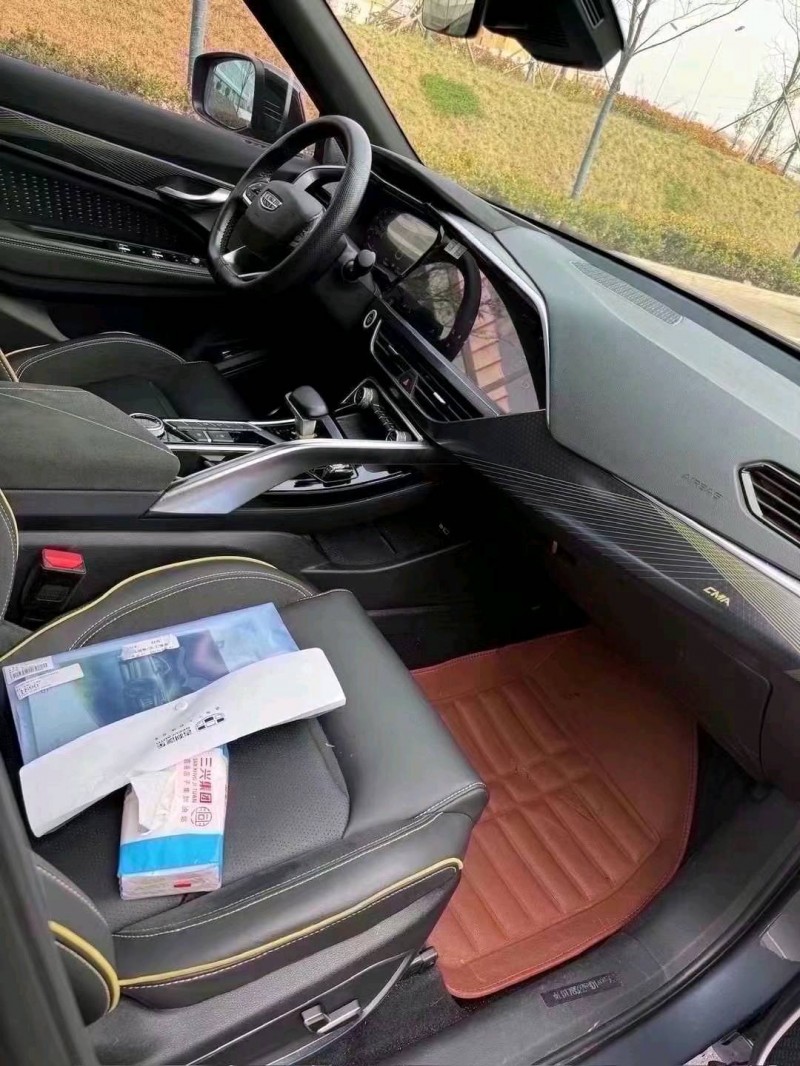 潍坊22年吉利星越4