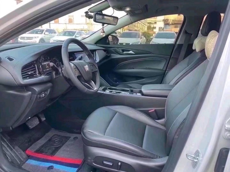 汕头24年别克君威7