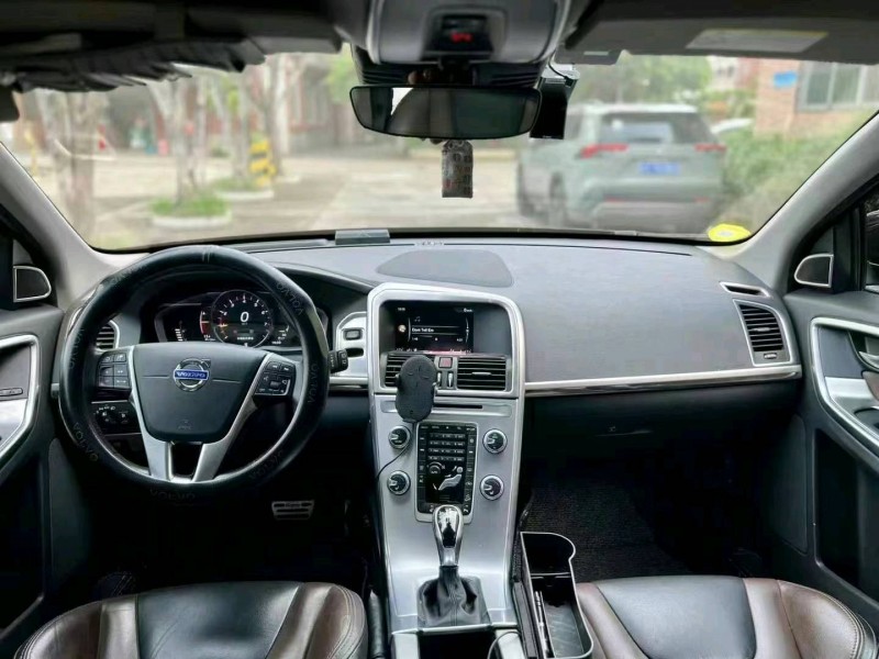 佛山17年沃尔沃XC607