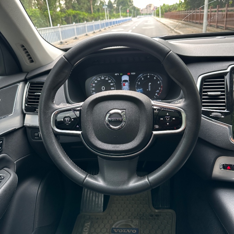 广州16年沃尔沃XC909