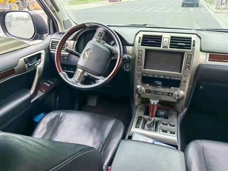 济宁13年雷克萨斯GX4