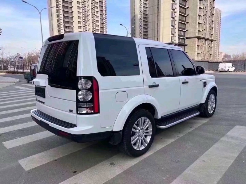 济宁15年路虎发现7