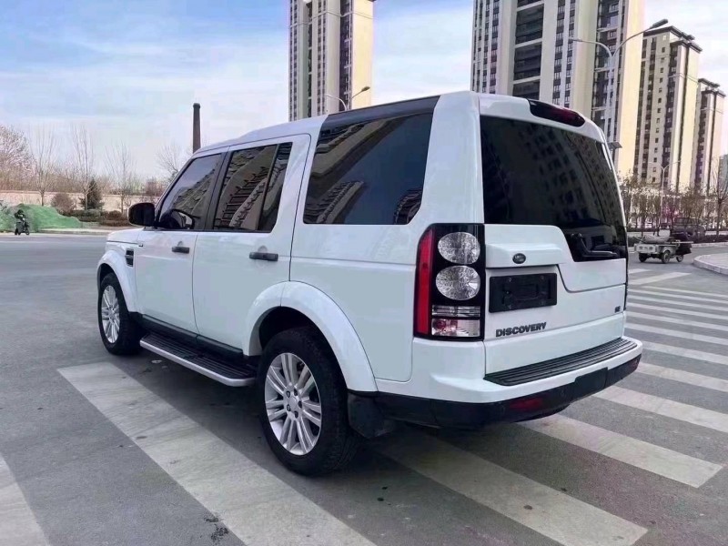 济宁15年路虎发现8