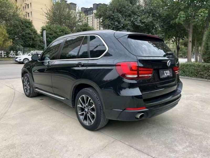 济宁15年宝马X58