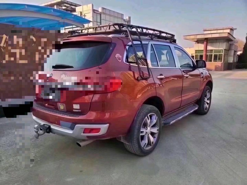 济宁17年福特撼路者7