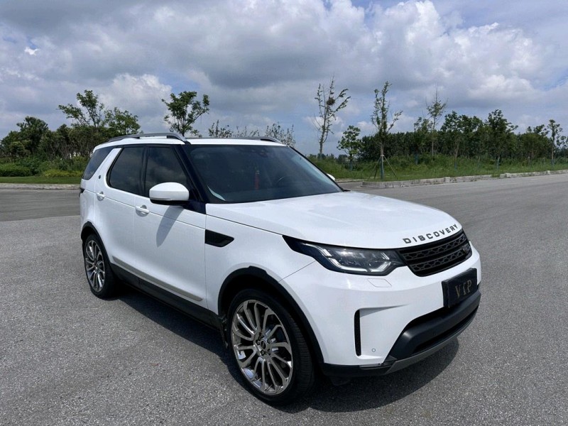 盐城18年路虎发现3