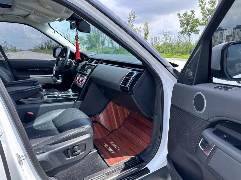 盐城18年路虎发现5