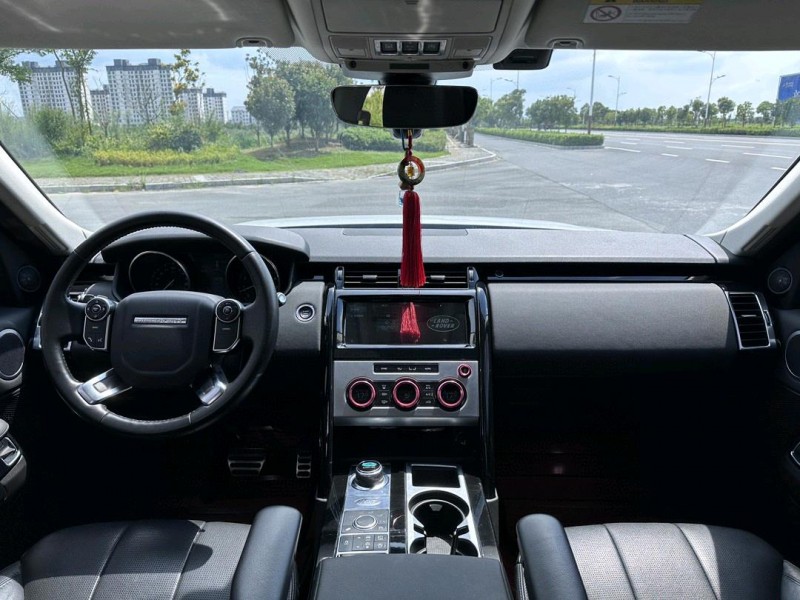 盐城18年路虎发现6