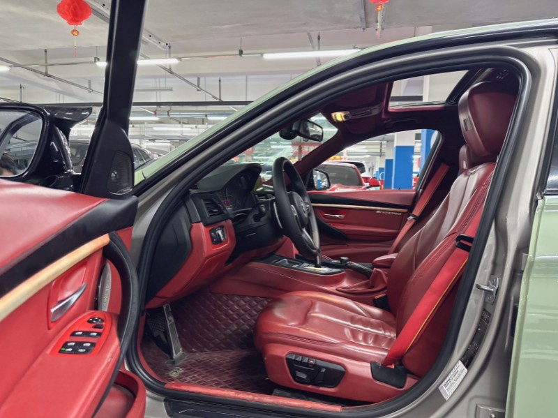 成都15年宝马3系5