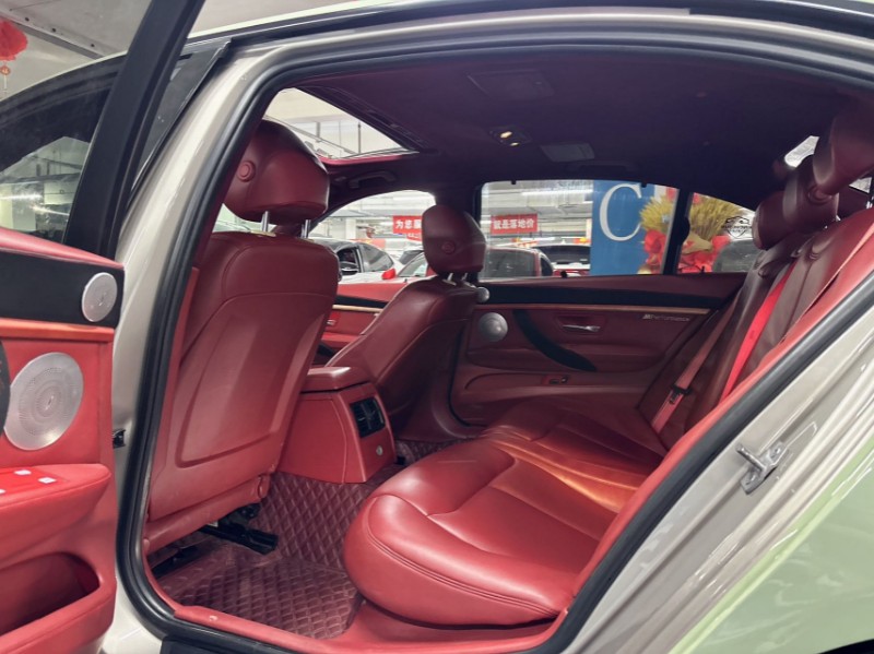 成都15年宝马3系7