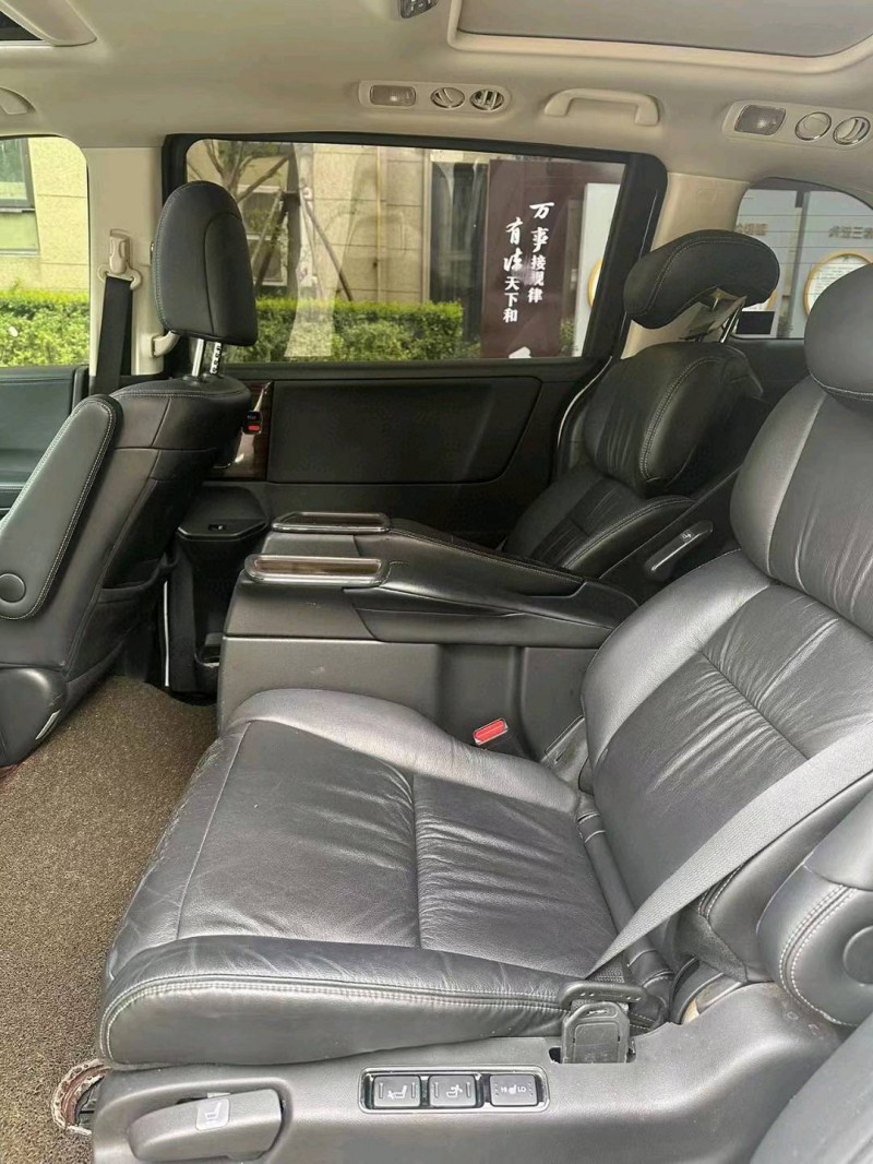 徐州18年本田艾力绅4