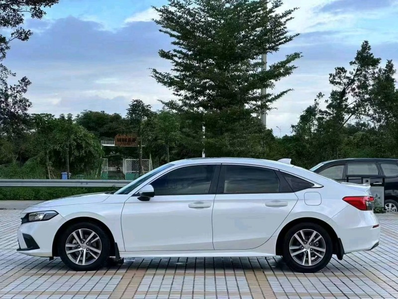 汕头22年本田思域3