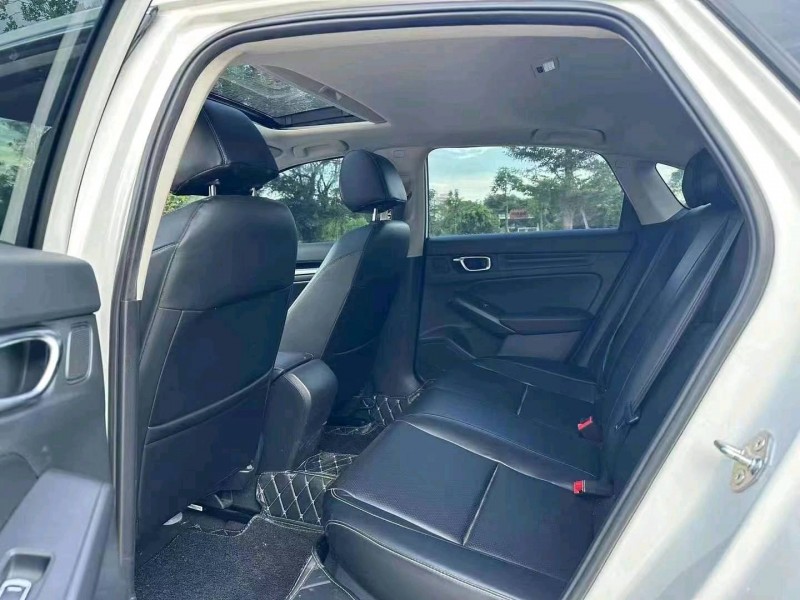 汕头22年本田思域6