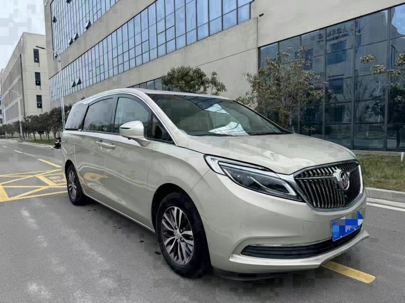 徐州18年别克GL82