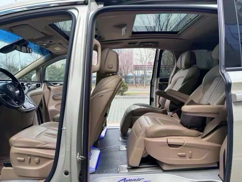 徐州18年别克GL83