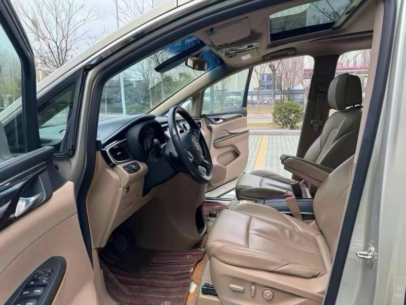 徐州18年别克GL85