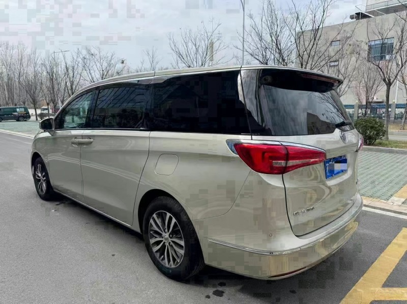 徐州18年别克GL87