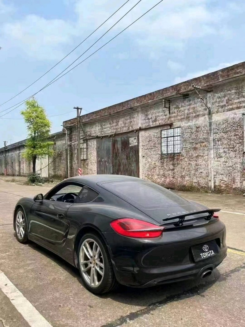 广州15年保时捷卡曼6