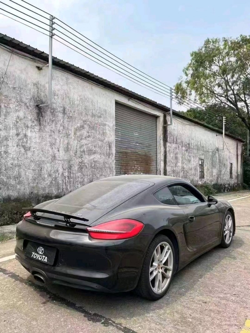 广州15年保时捷卡曼7