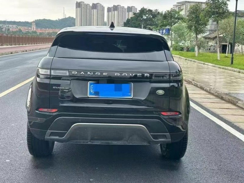 东莞22年路虎极光9