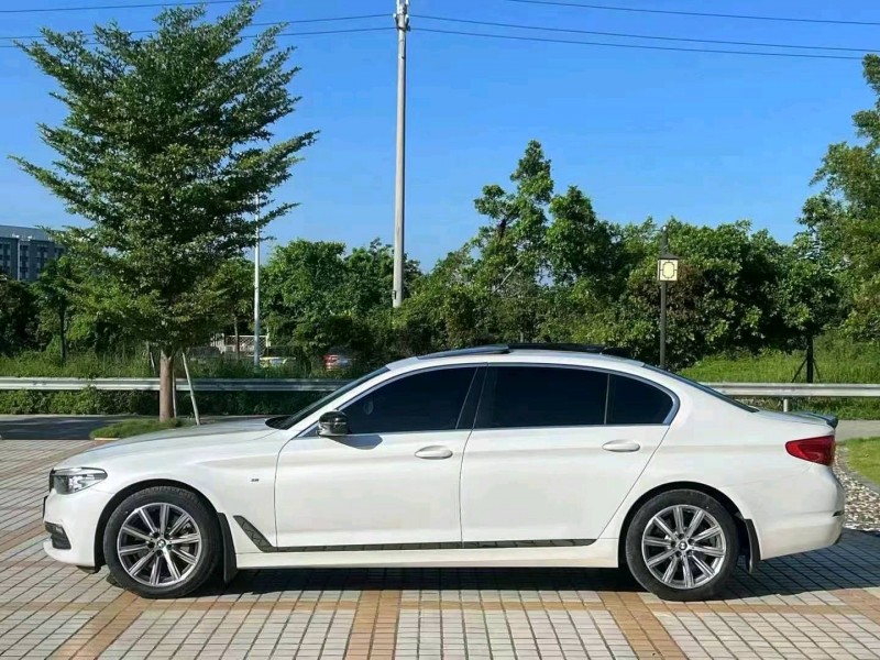 汕头18年宝马5系3