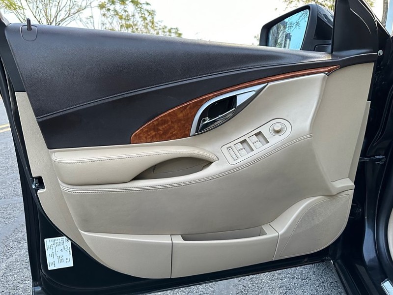 东莞09年别克君越4