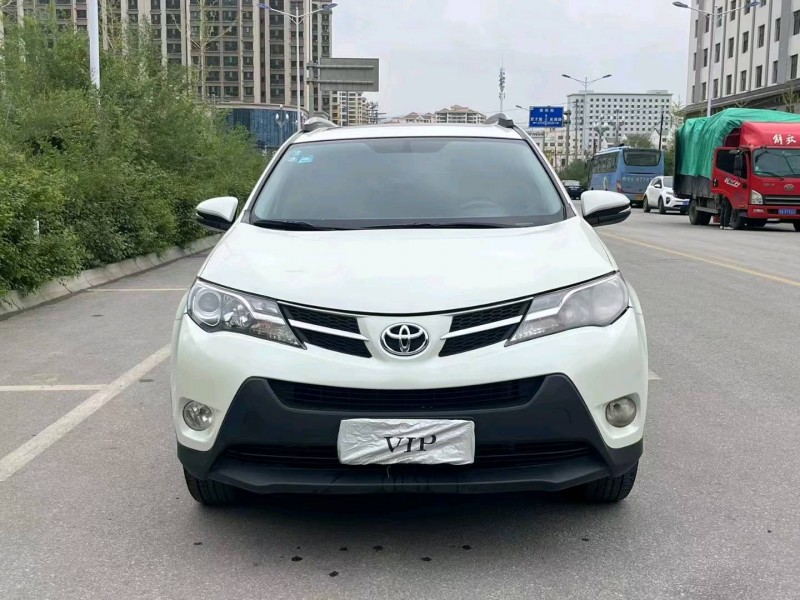 西寧16年豐田RAV41