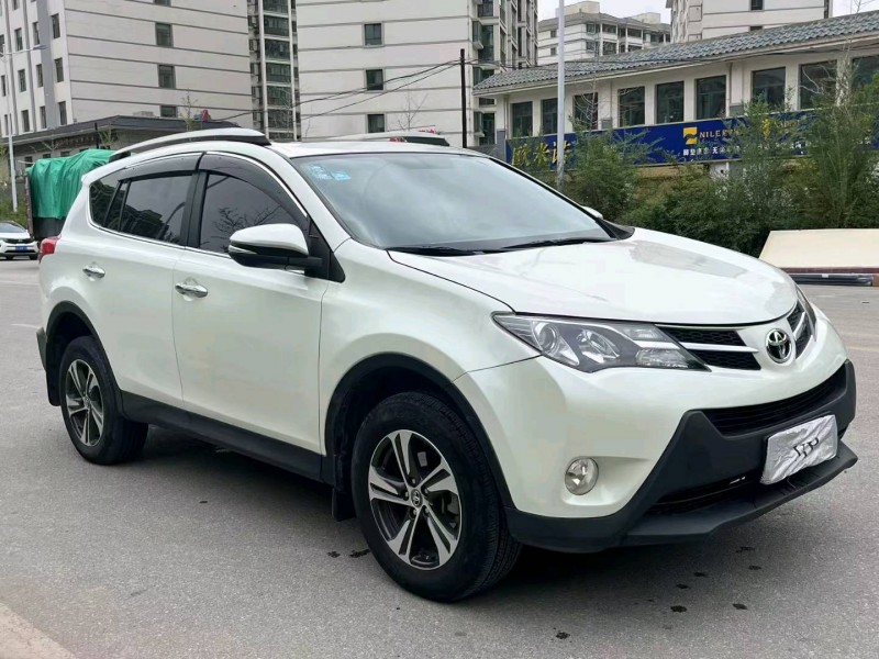 西寧16年豐田RAV43