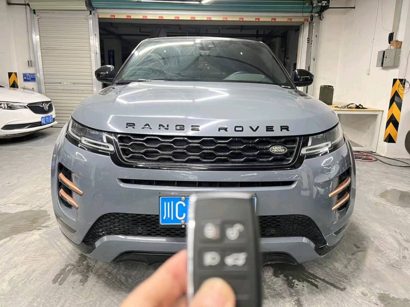 广州21年路虎极光1