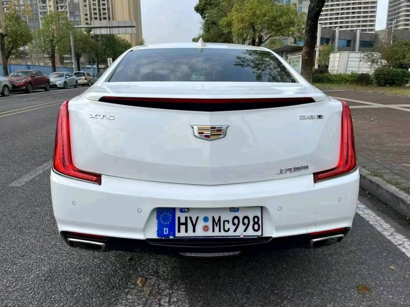 东莞18年凯迪拉克XTS9