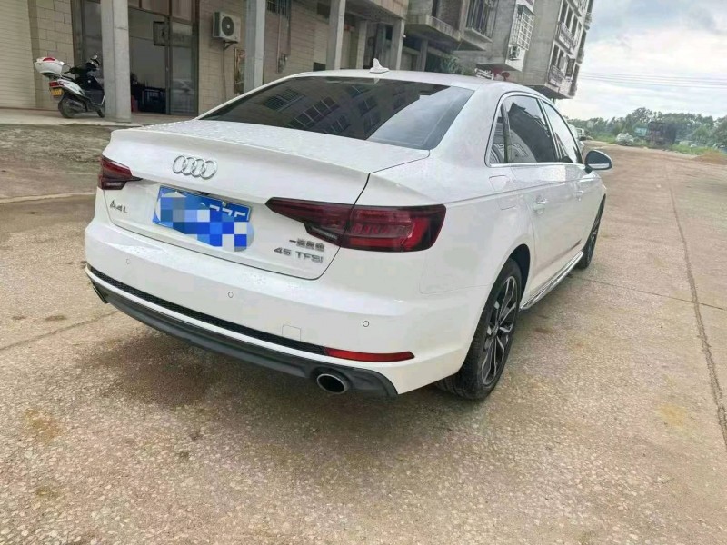 桂林18年奧迪A4L6