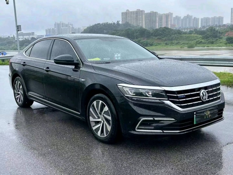 岳陽19年大眾帕薩特9