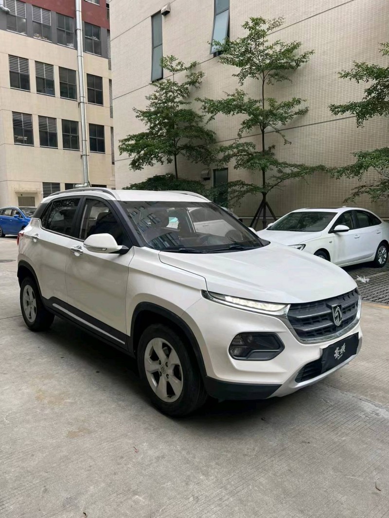 佛山18年寶駿5102