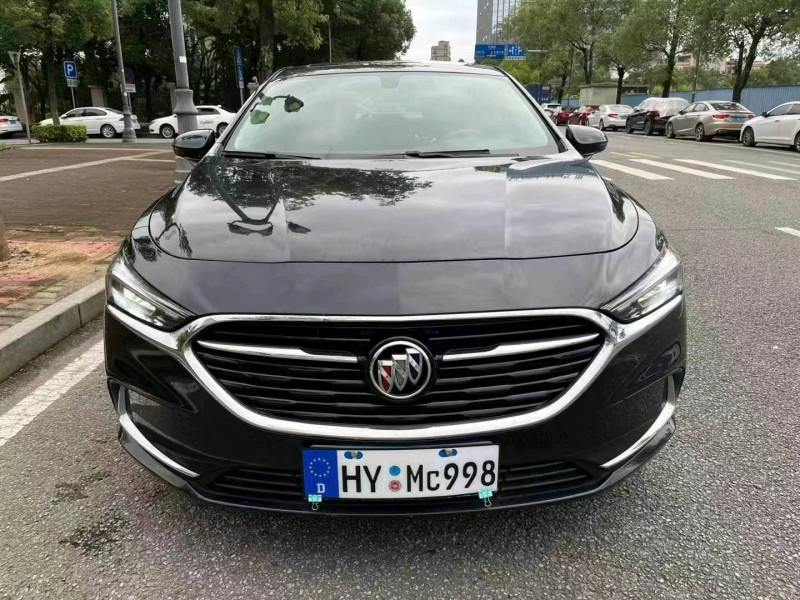 东莞20年别克君越1