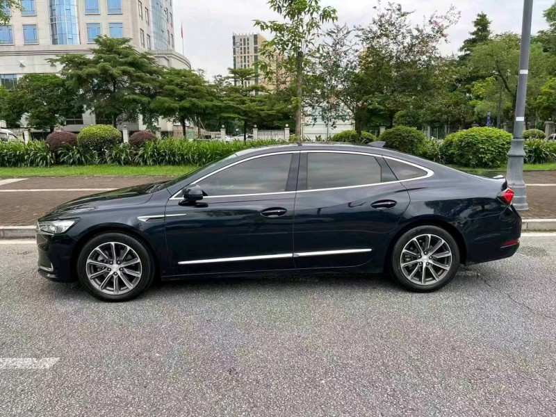 东莞20年别克君越3