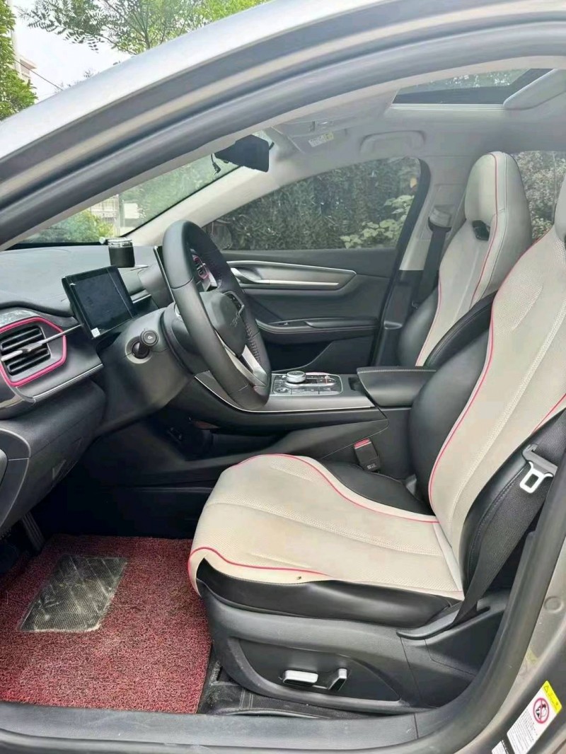 潍坊23年比亚迪驱逐舰7